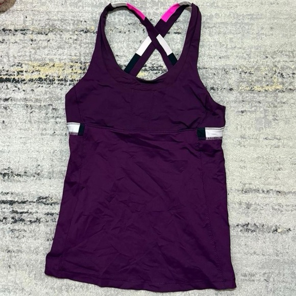 Lululemon stuff your bra tank - Picture 1 of 8